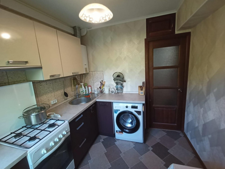 3-комн квартира переулок Гончарова