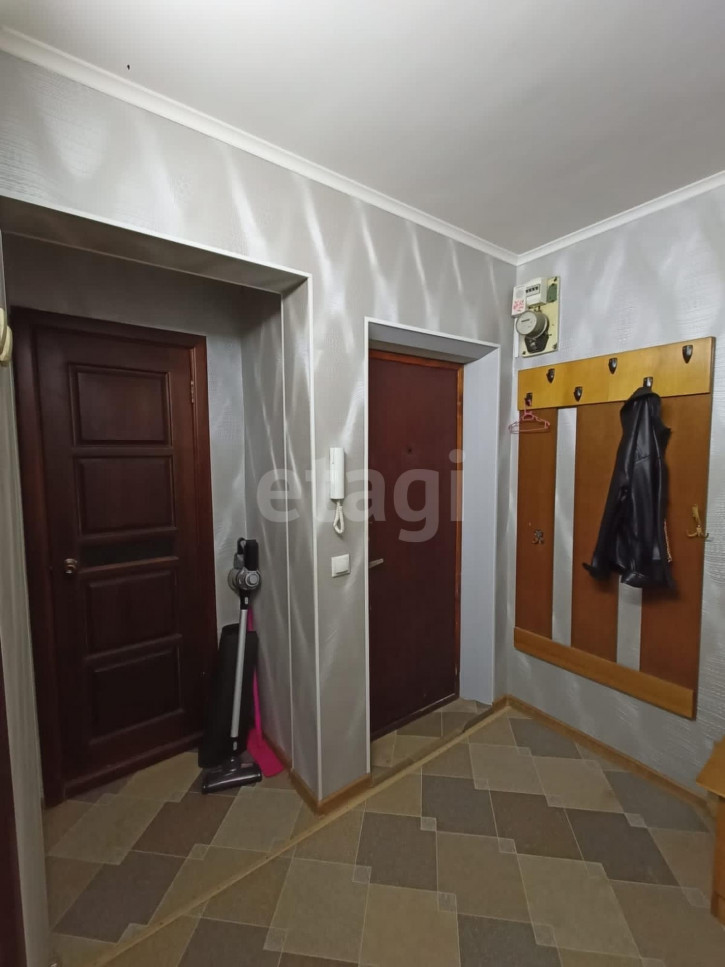 3-комн квартира переулок Гончарова