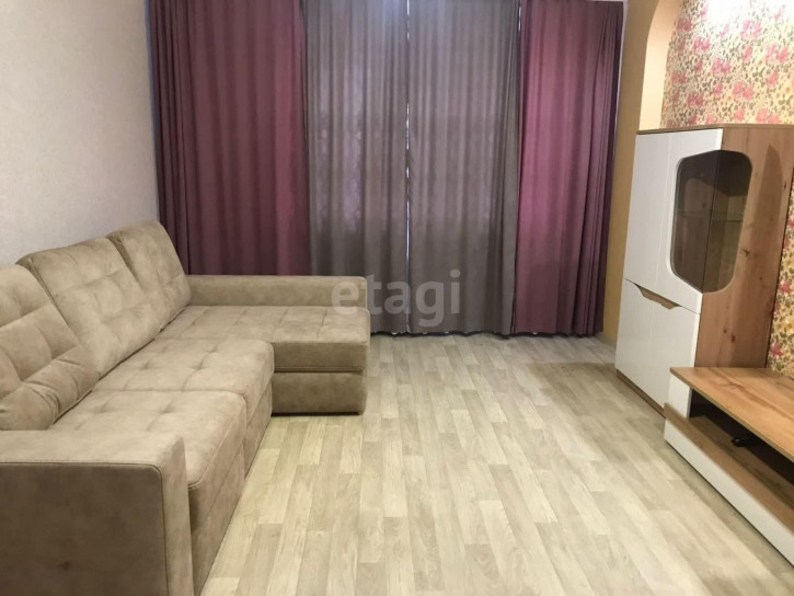 2-комн квартира Звездная, 8