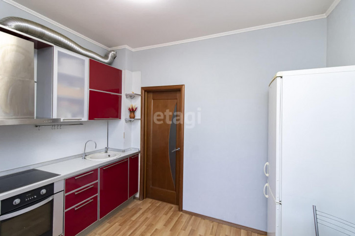 2-комн квартира Орджоникидзе, 16/1
