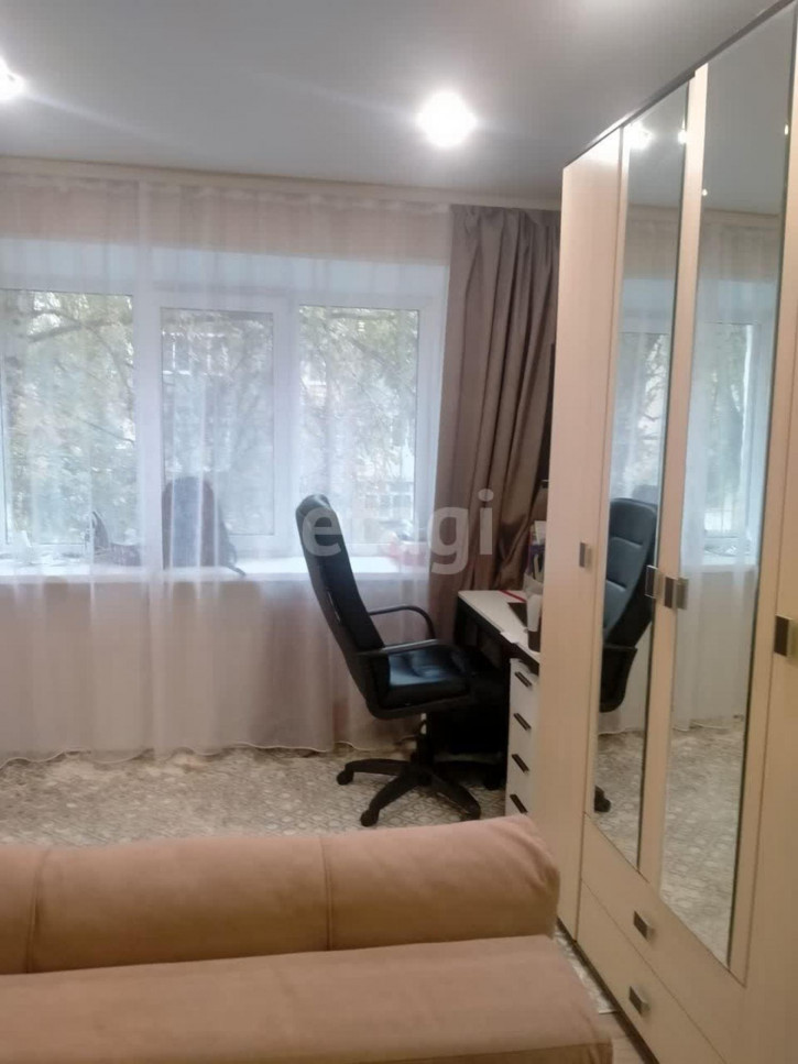 Комната Фабричная, 22