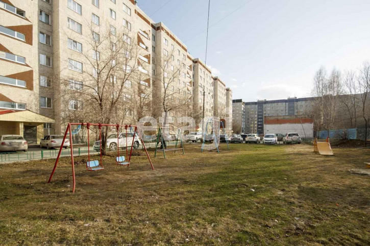 3-комн квартира Широтная, 41