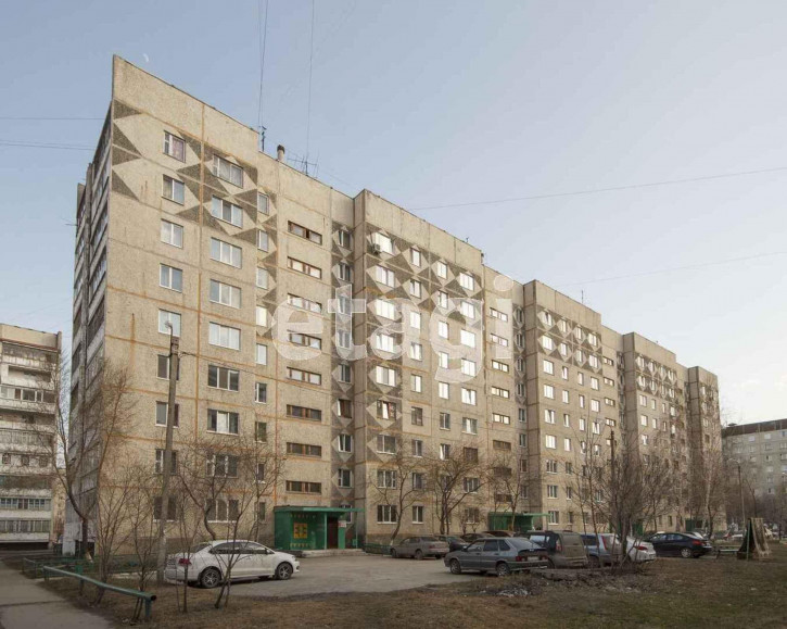 3-комн квартира Широтная, 41