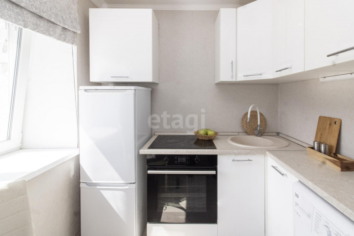 2-комн квартира Карская, 23