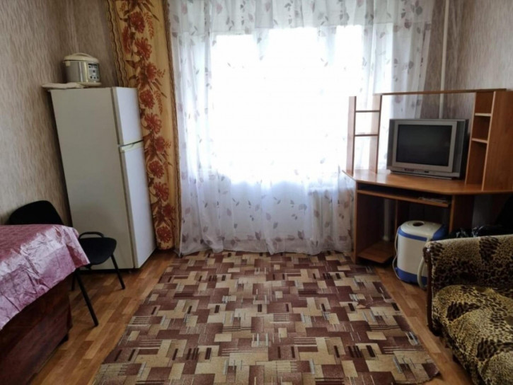 Комната Энгельса, 14