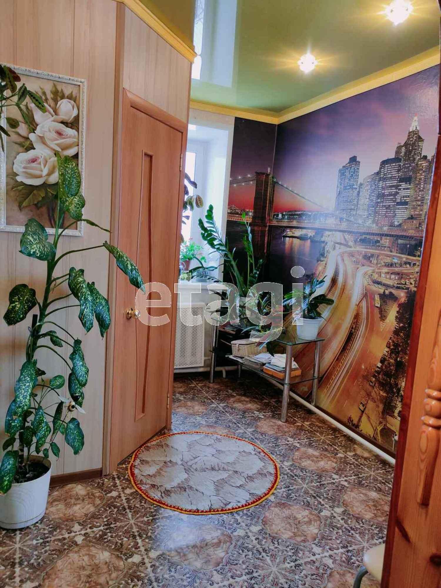 Купить дачу, дом, коттедж за 9 000 000 рублей на 1-я Заозёрная улица