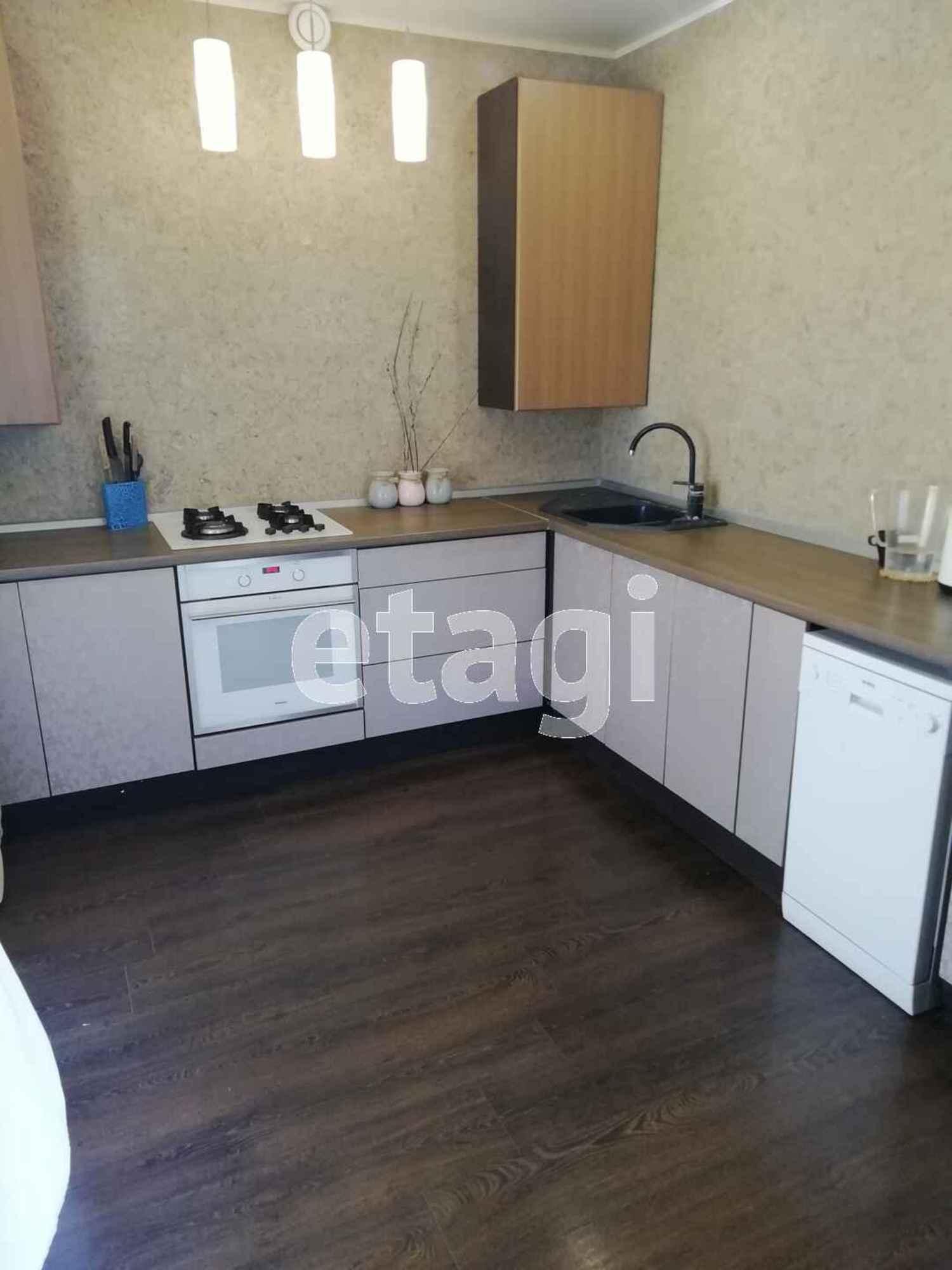 Купить дачу, дом, коттедж за 10 500 000 рублей
