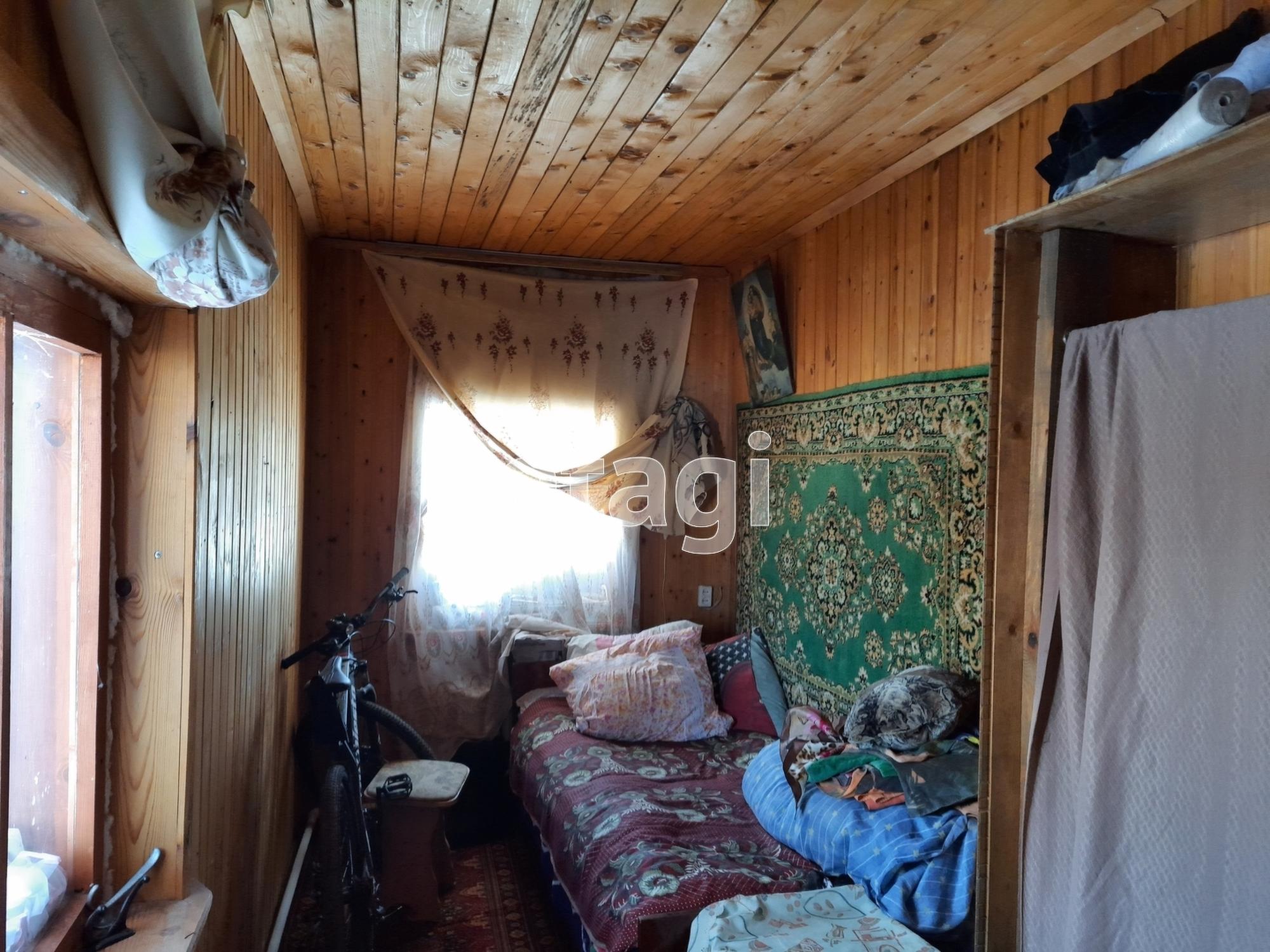Купить дачу, дом, коттедж за 4 050 000 рублей на Сиреневая улица