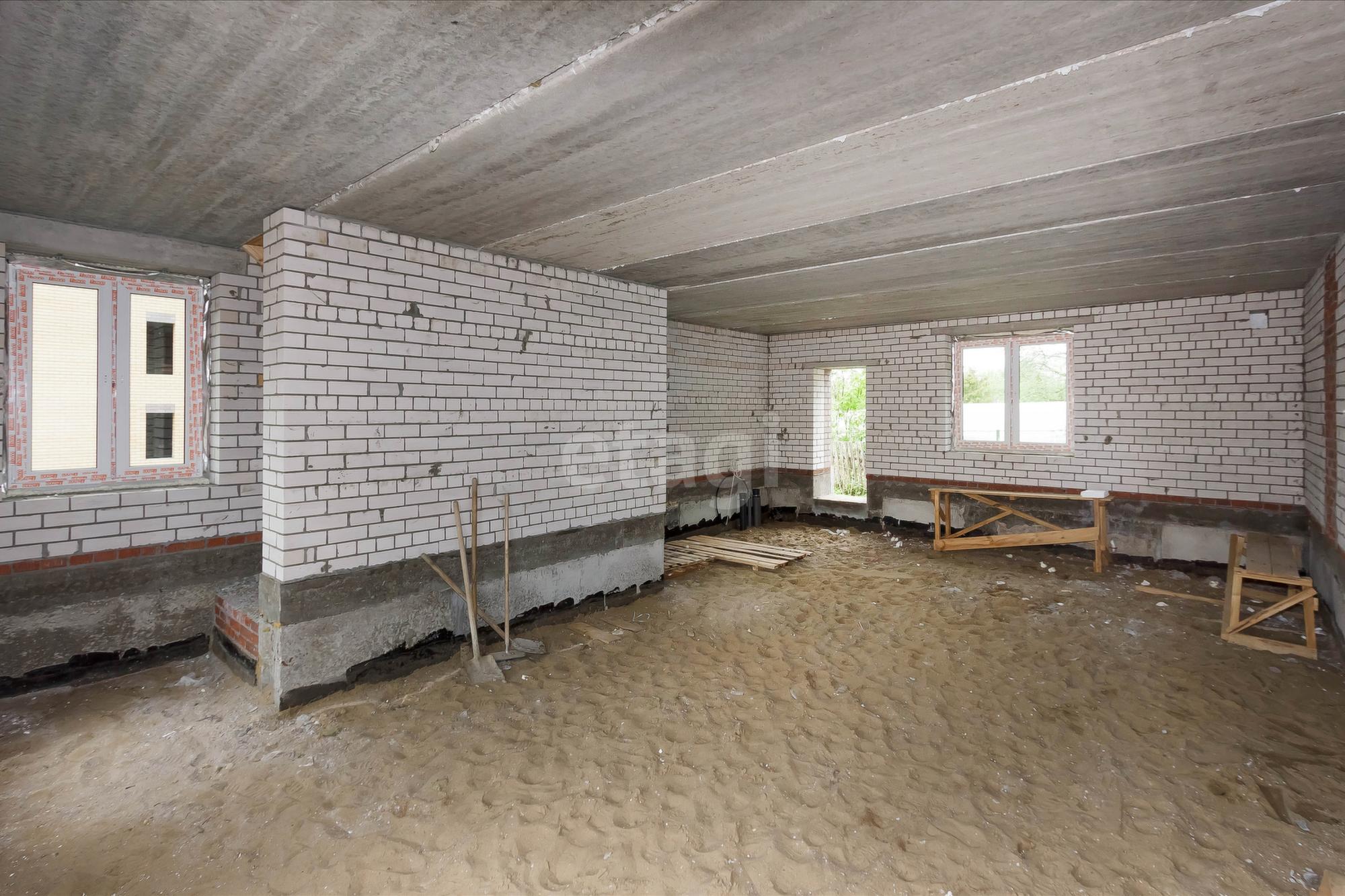 Купить дачу, дом, коттедж за 6 650 000 рублей на Центральная улица