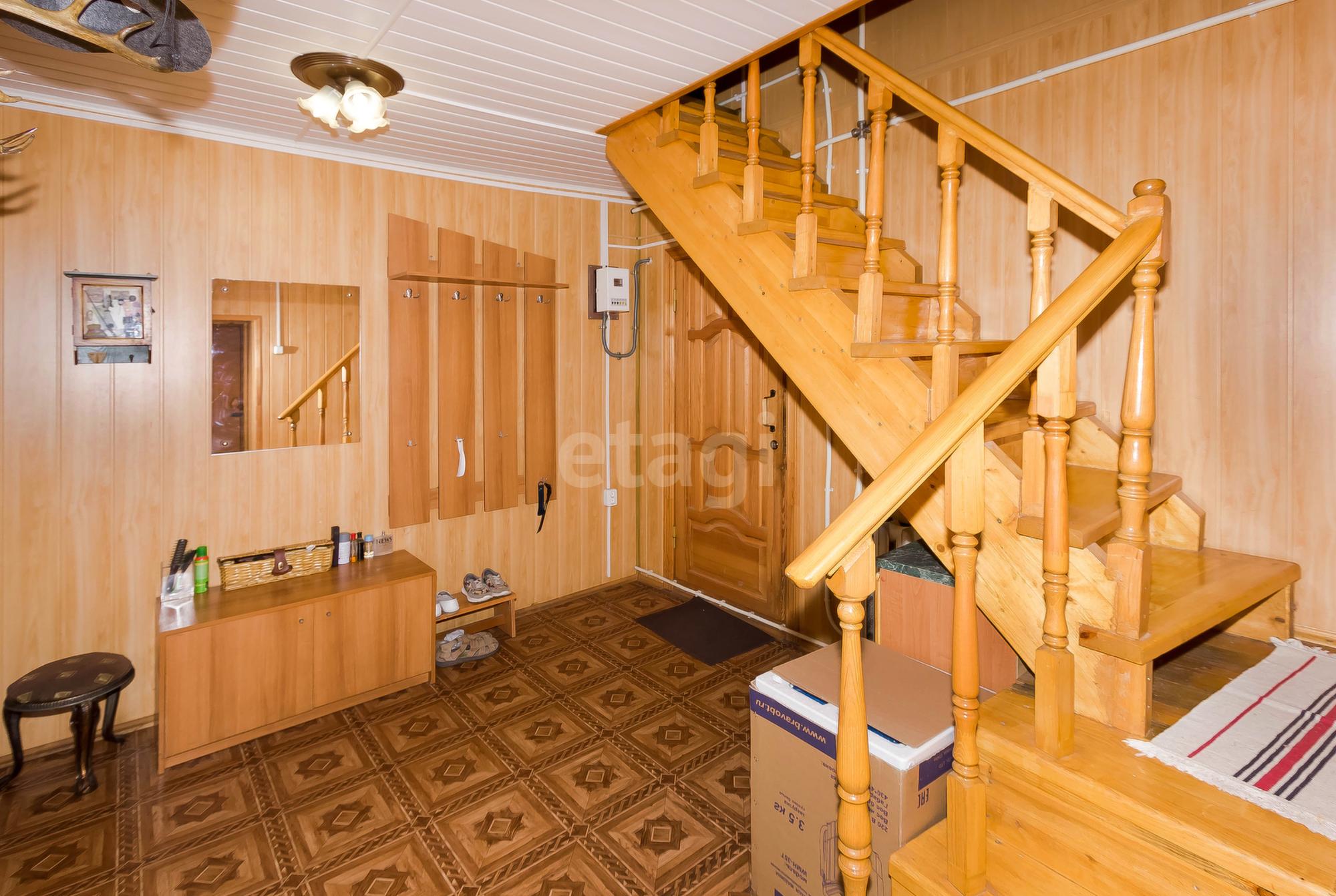 Купить дачу, дом, коттедж за 10 650 000 рублей на Яблоневая улица