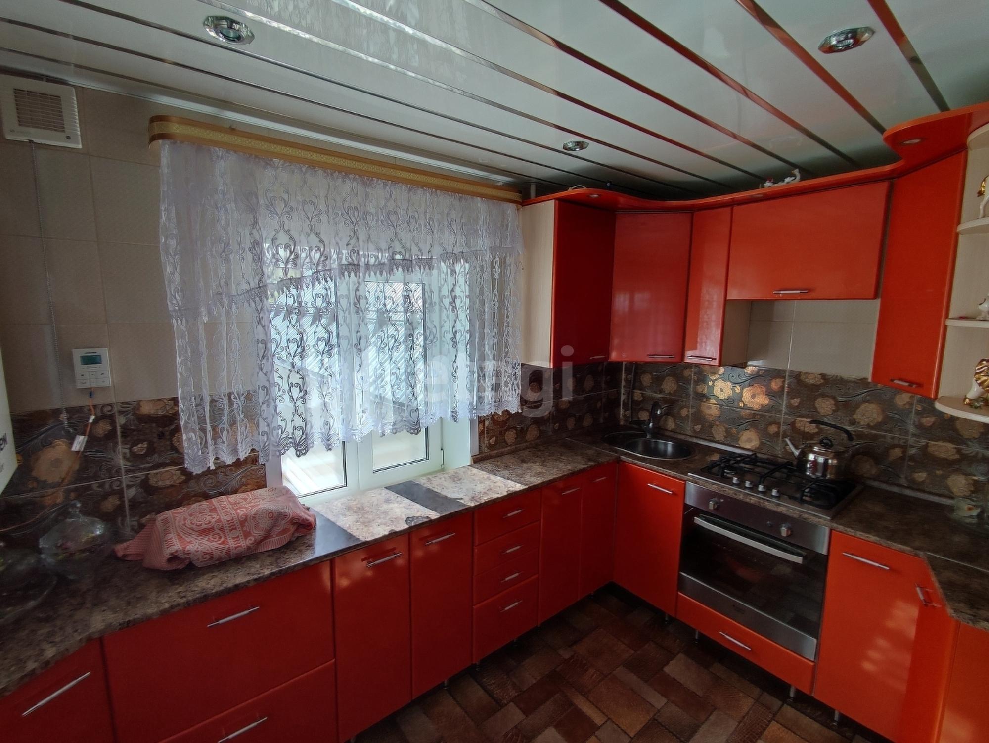 Купить дачу, дом, коттедж за 8 600 000 рублей на Красноугольная улица