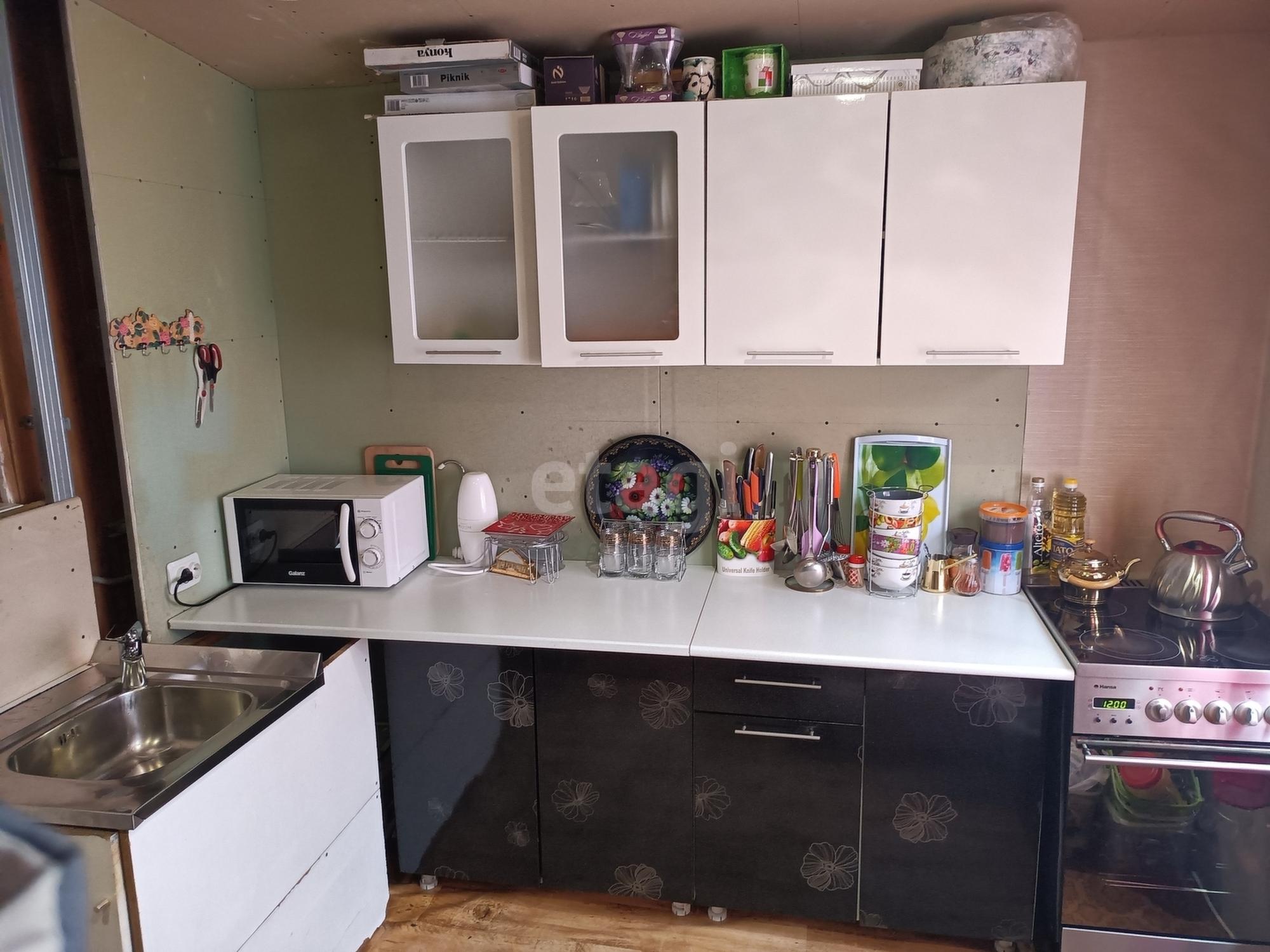 Купить дачу, дом, коттедж за 3 200 000 рублей на Центральная улица