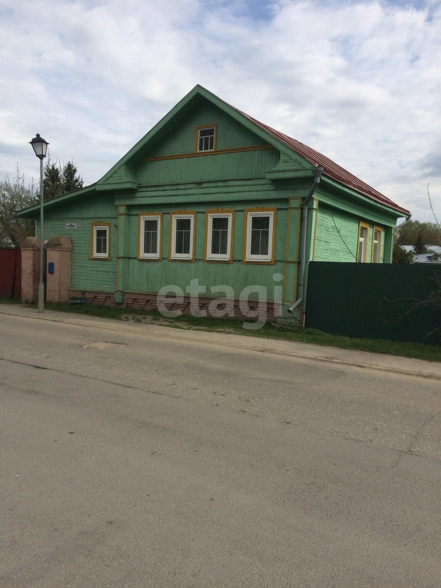 Купить дачу, дом, коттедж за 10 500 000 рублей на улица Энгельса