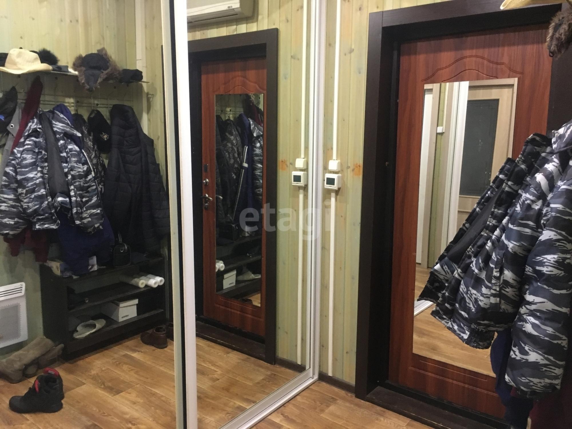 Купить дачу, дом, коттедж за 3 150 000 рублей на улица Лакина