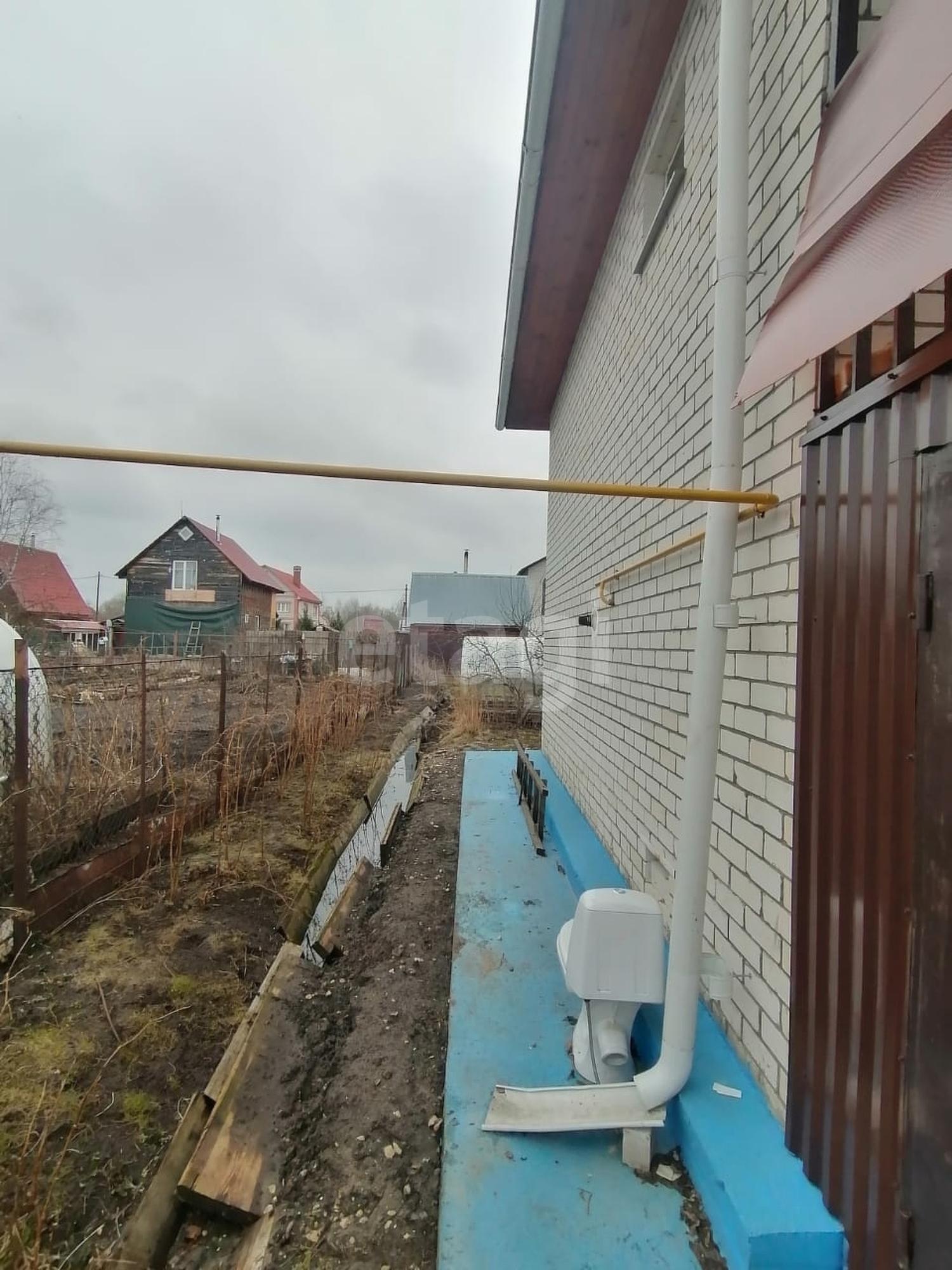 Купить дачу, дом, коттедж за 3 800 000 рублей на Лесная улица