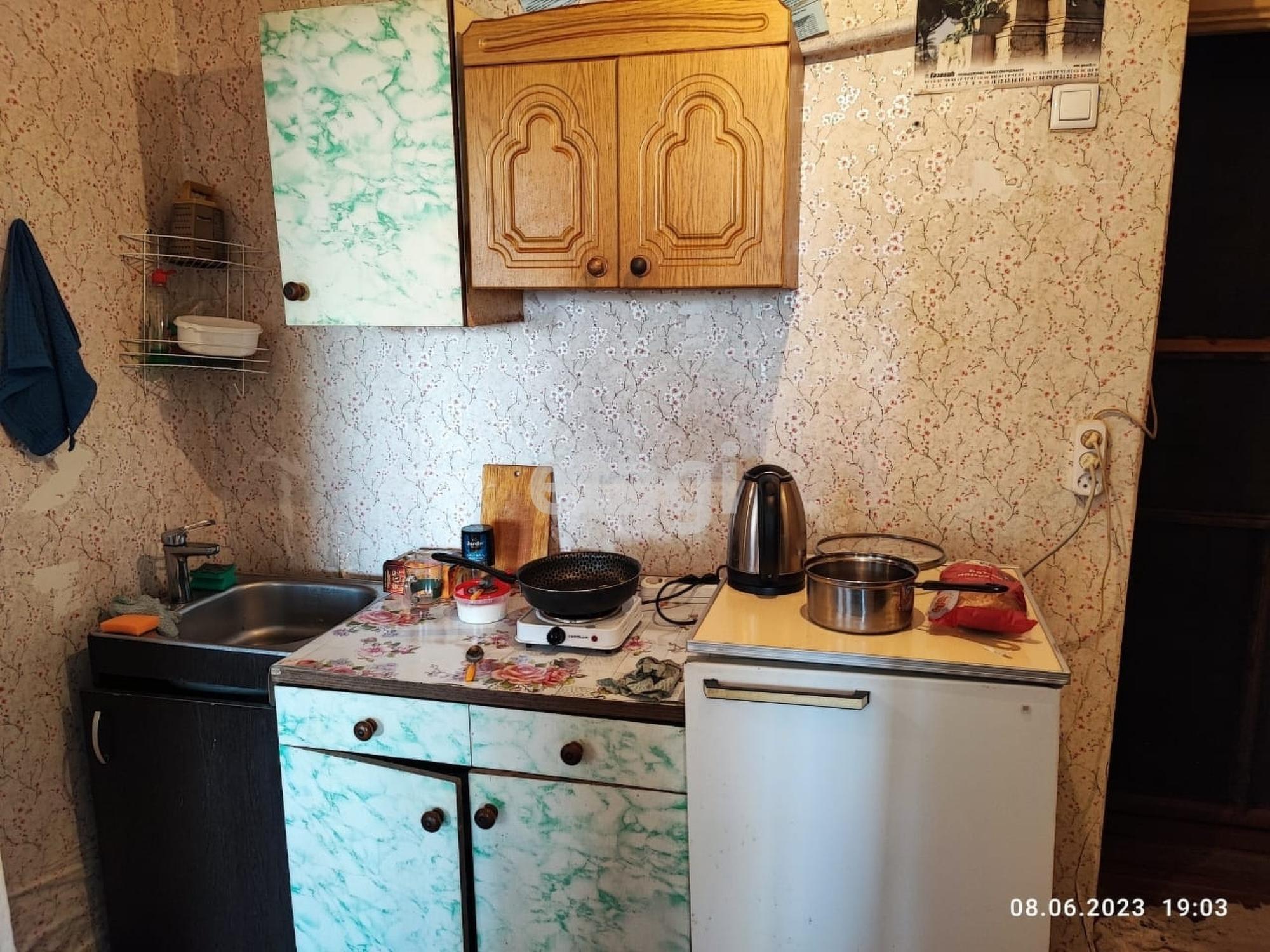 Купить комнату за 1 800 000 рублей на Профсоюзная, 28
