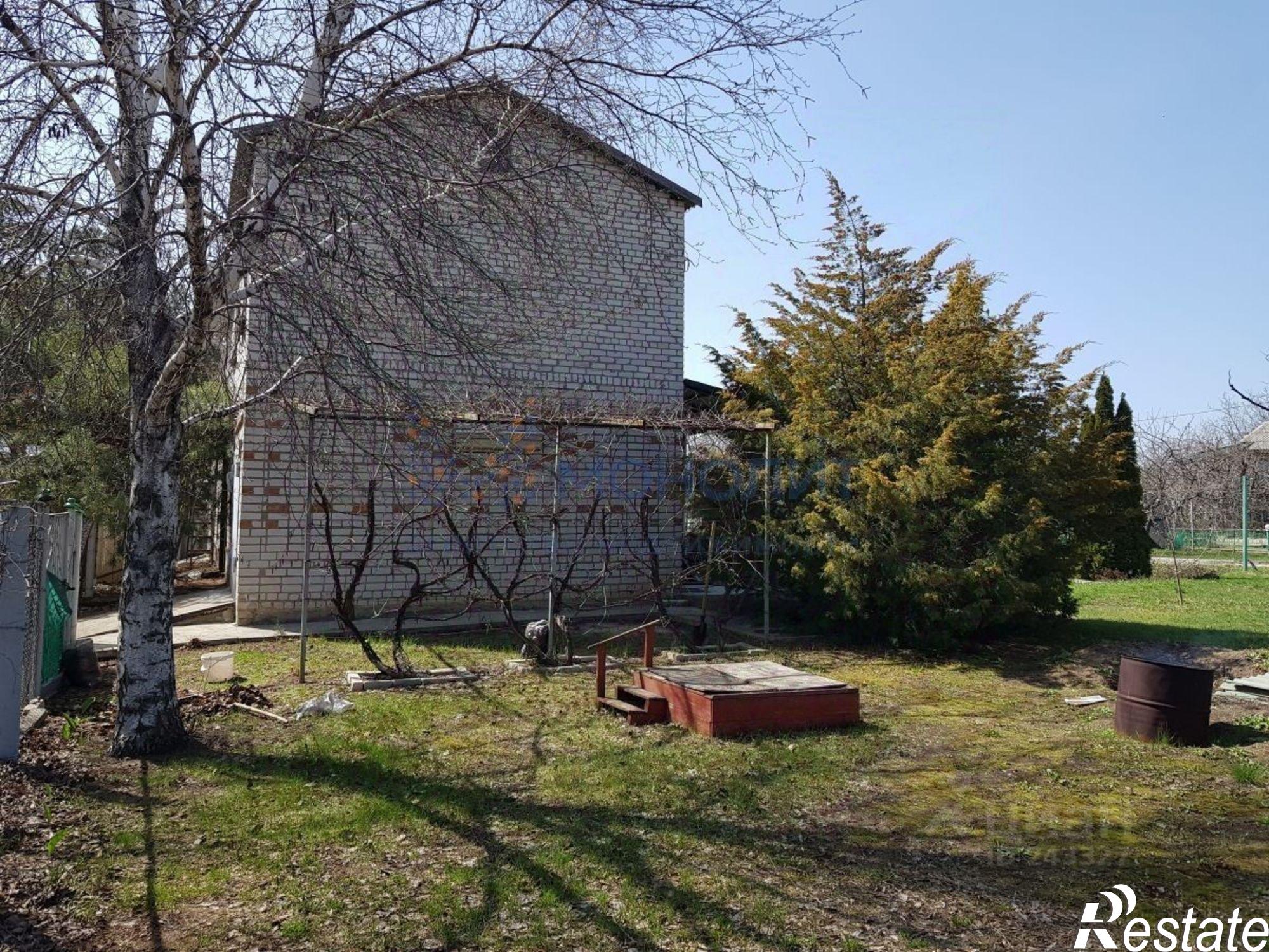 Купить дачу, дом, коттедж за 570 000 рублей на Городищенский район, Ерзовка рабочий поселок