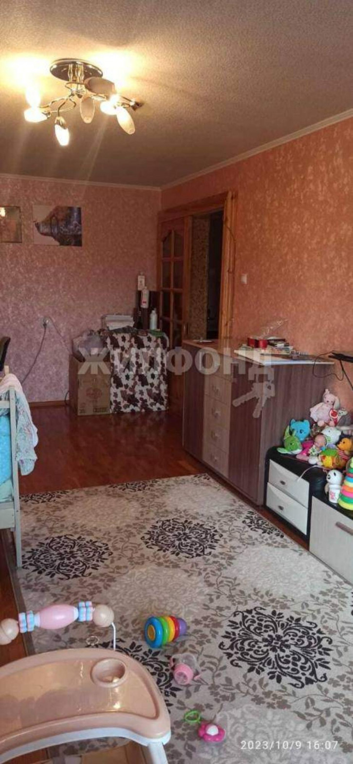 2-комн квартира Суворова улица, д.33