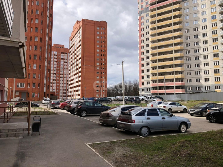 3-комн квартира в новом доме улица Нижняя Дуброва