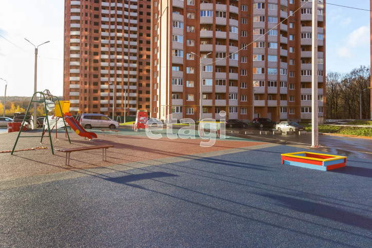 2-комн квартира в новом доме улица Нижняя Дуброва