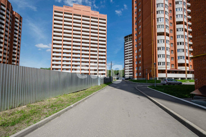 2-комн квартира в новом доме улица Нижняя Дуброва
