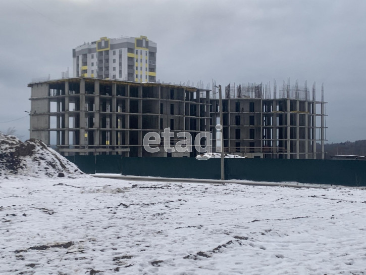 3-комн квартира в новом доме улица Нижняя Дуброва