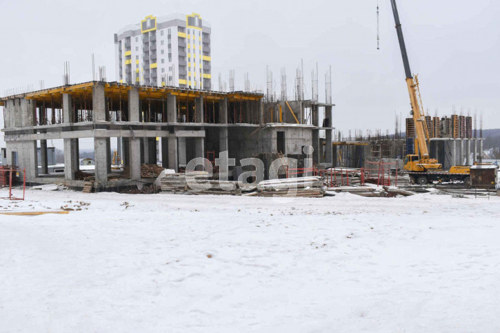 3-комн квартира в новом доме улица Нижняя Дуброва