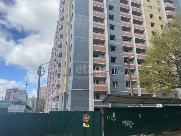 2-комн квартира в новом доме улица Благонравова