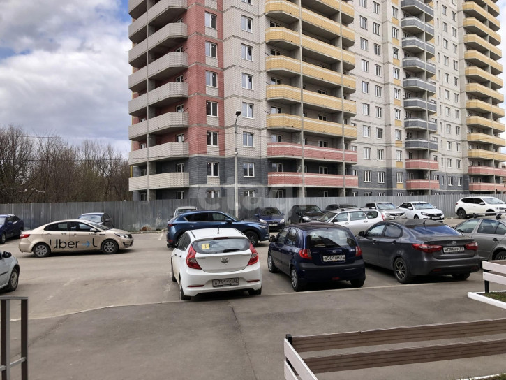 2-комн квартира в новом доме улица Нижняя Дуброва