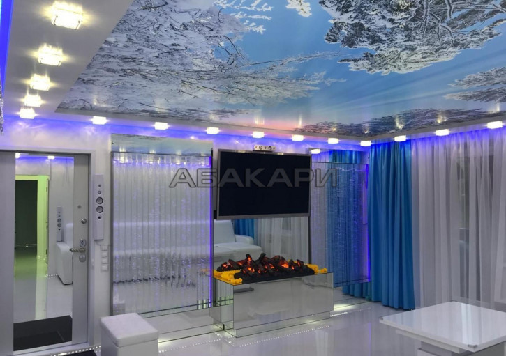 3-комн квартира улица Молокова, 7