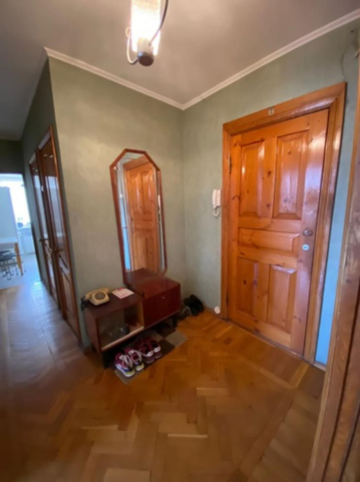 3-комн квартира Кирова улица, 101