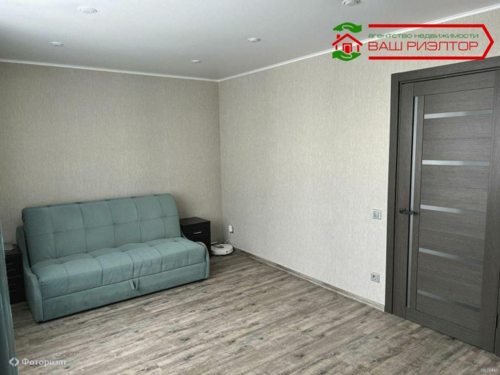 2-комн квартира Романтиков ул, 44