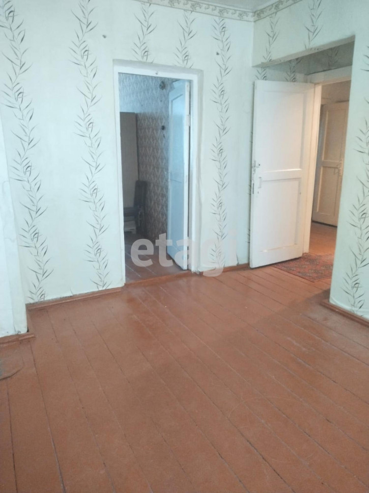 3-комн квартира Октябрьская, 3