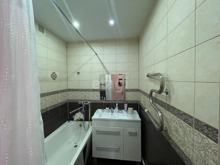 1-комн квартира Венеция мкр., 40
