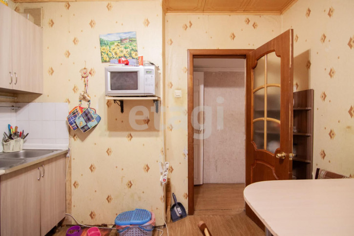 3-комн квартира Новый пос., 7