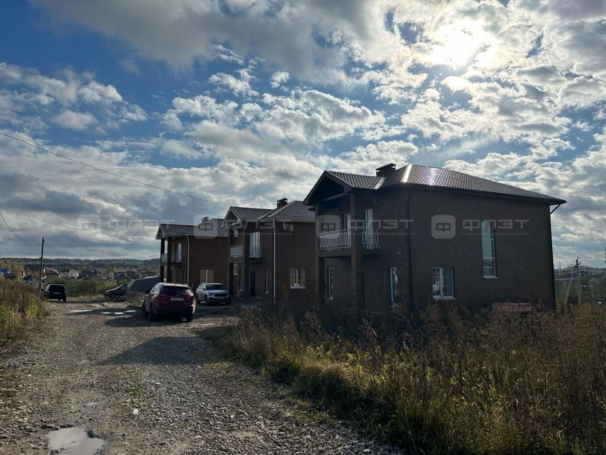 Купить дачу, дом, коттедж за 12 000 000 рублей на ул. Алгарыш, дом 4в