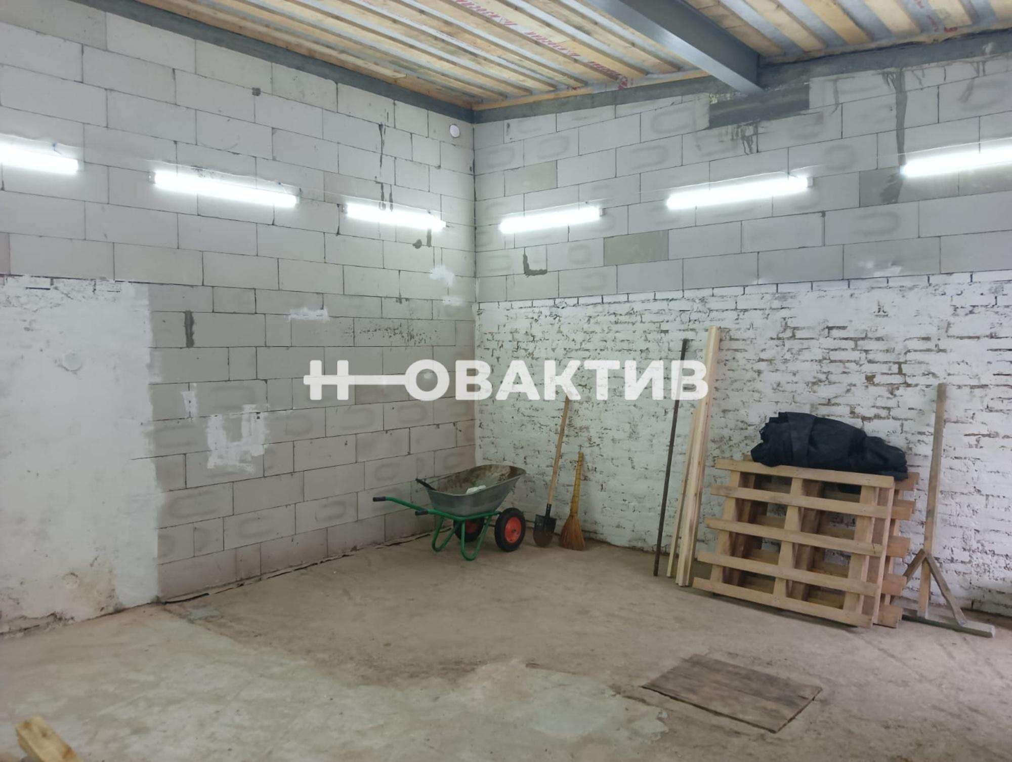 Сдать складское помещение за 15 000 рублей на Ленина, 138/5