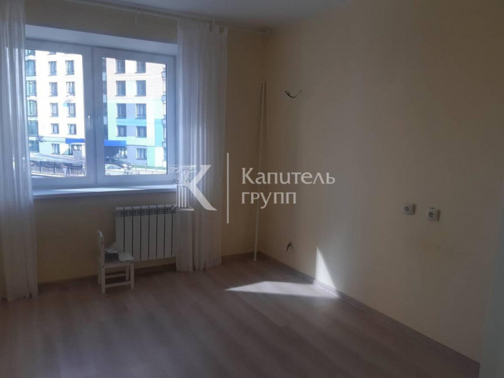 3-комн квартира ул Мельникайте, 32