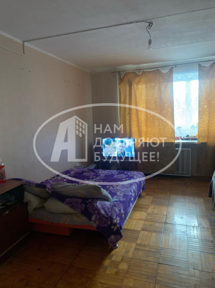 3-комн квартира улица Калинина, 35