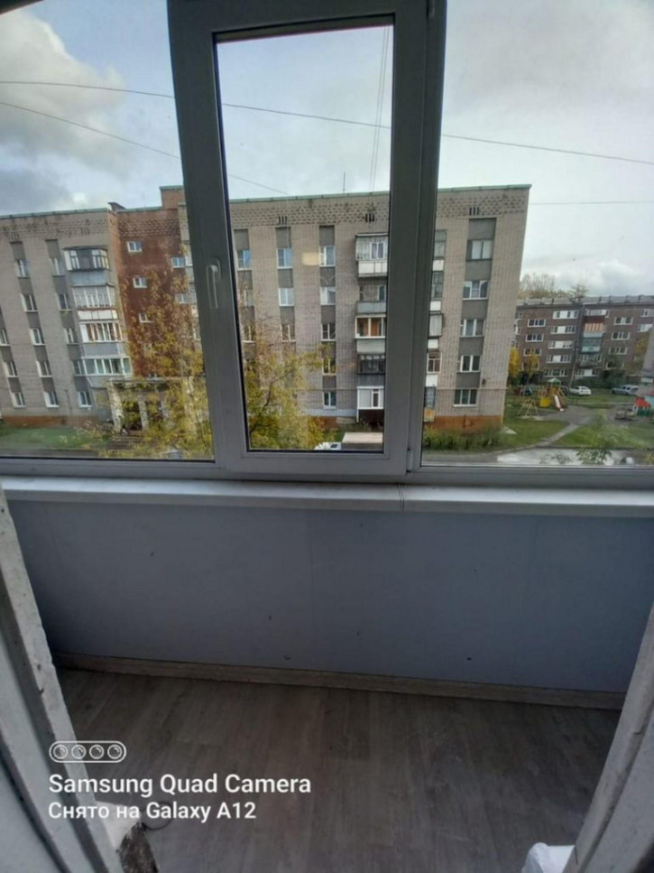 2-комн квартира Вологодская ул, 36