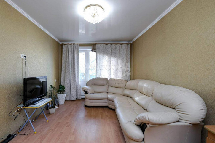 3-комн квартира Бориса Богаткова улица, д.266/1