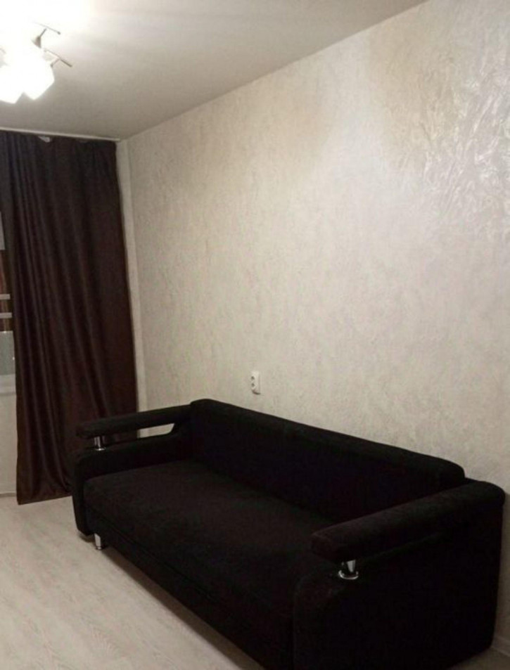 2-комн квартира Менделеева ул, 26