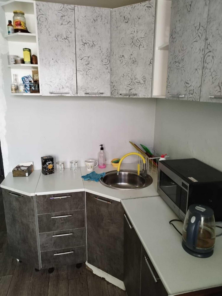 5-комн квартира Героев Труда, 49