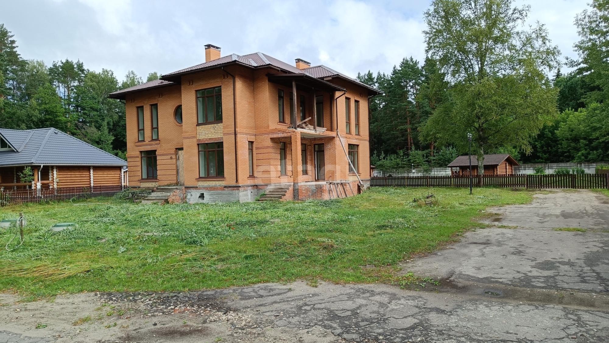 Купить дачу, дом, коттедж за 12 990 000 рублей на Софийская улица