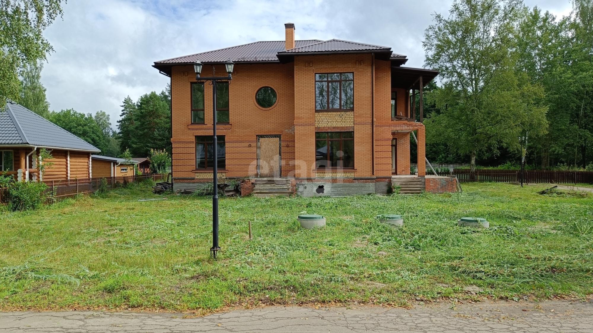 Купить дачу, дом, коттедж за 12 990 000 рублей на Софийская улица