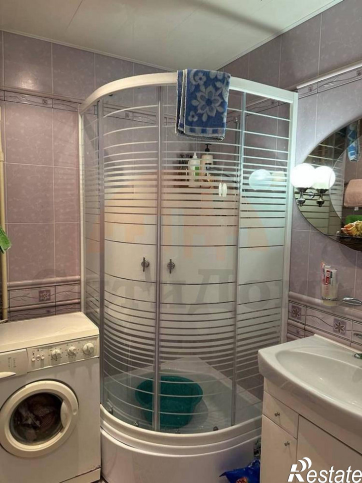 3-комн квартира Победы пр-кт, 37