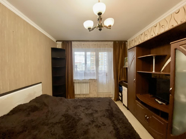 2-комн квартира Бежицкая улица