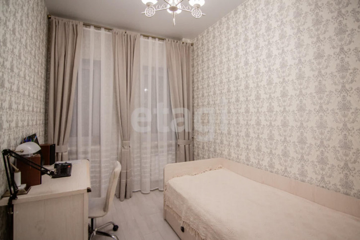 3-комн квартира Дальняя, 8