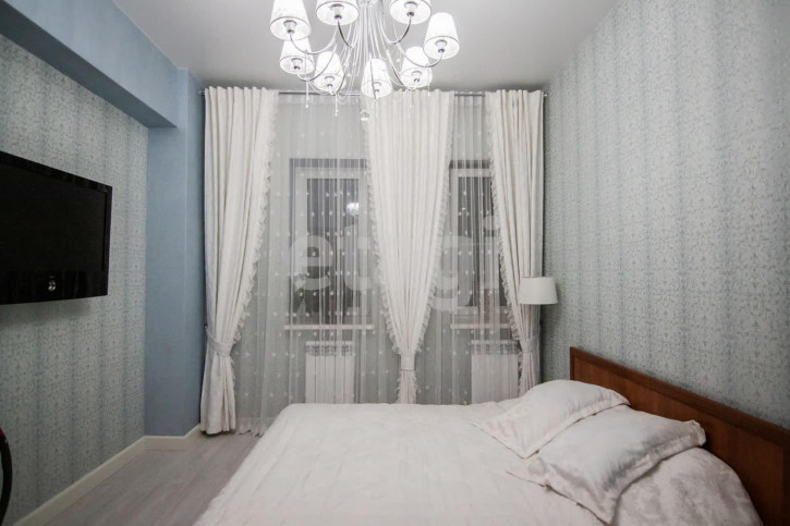 3-комн квартира Дальняя, 8