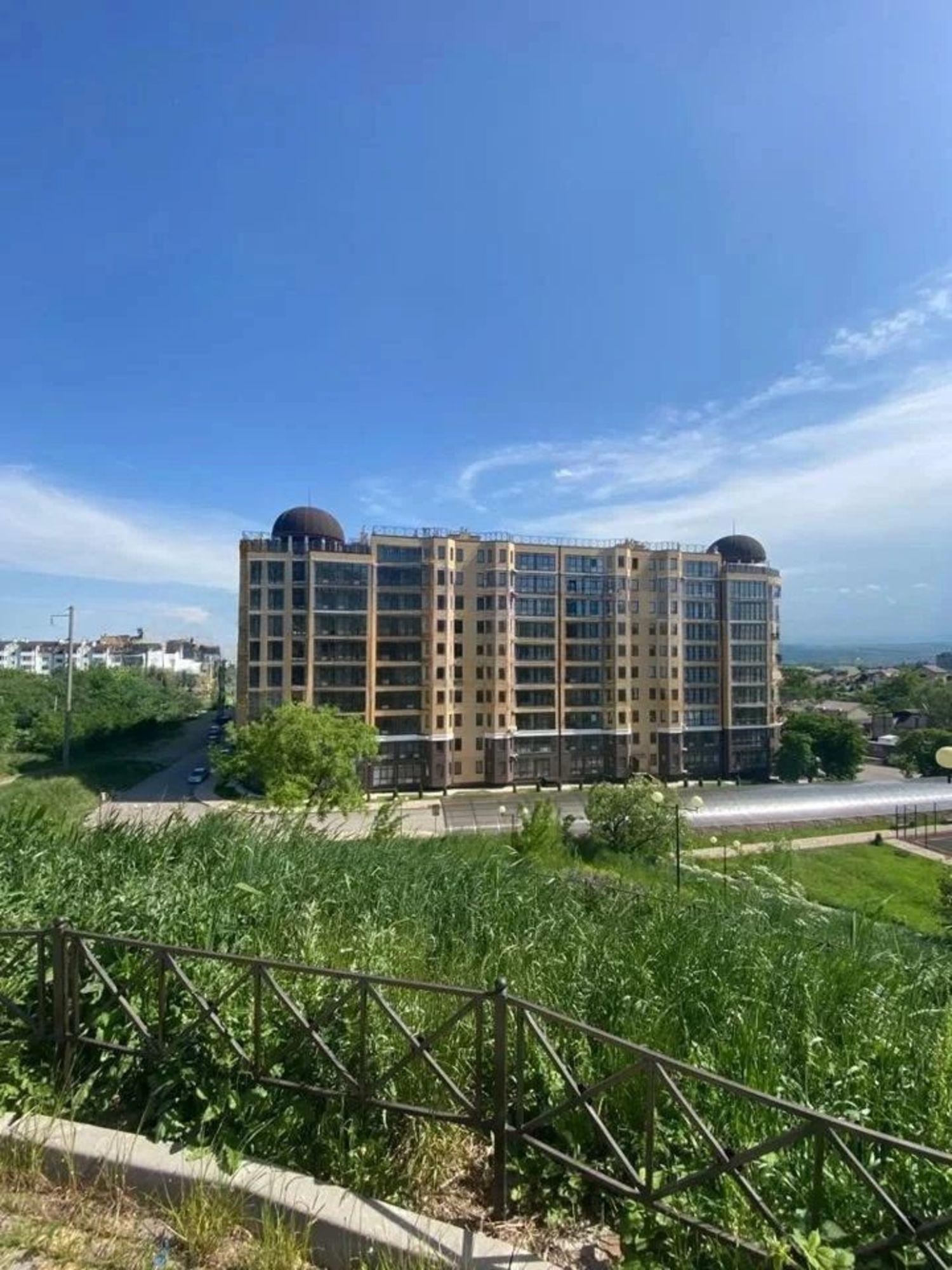Купить квартиру за 8 950 000 рублей на Адмиральского ул, 1а